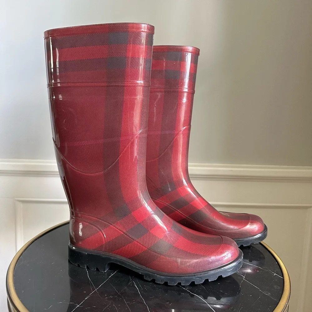 Burberry burgundy Nova check Rubber Rain Boots size 39